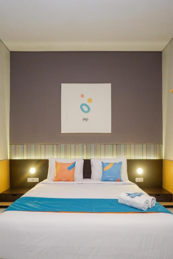 Sans Hotel Good Wish Semarang Jomblang Eksteriør billede