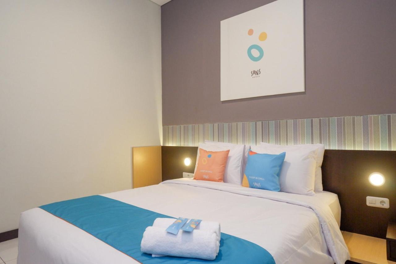 Sans Hotel Good Wish Semarang Jomblang Eksteriør billede