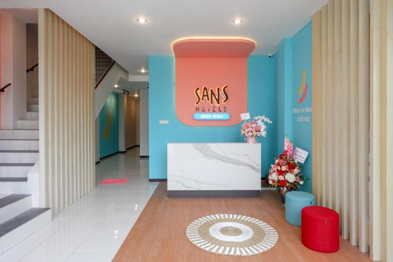 Sans Hotel Good Wish Semarang Jomblang Eksteriør billede