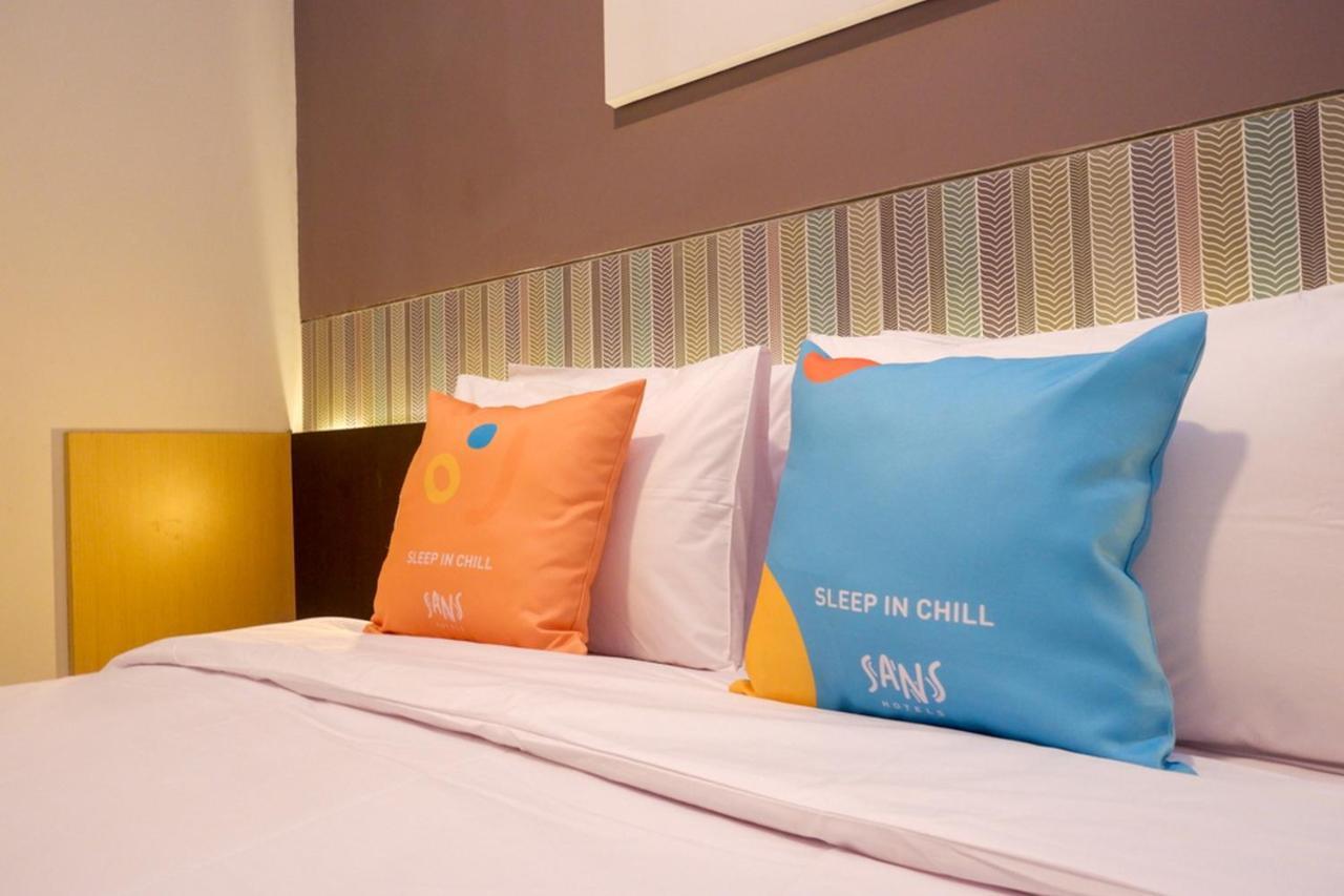 Sans Hotel Good Wish Semarang Jomblang Eksteriør billede