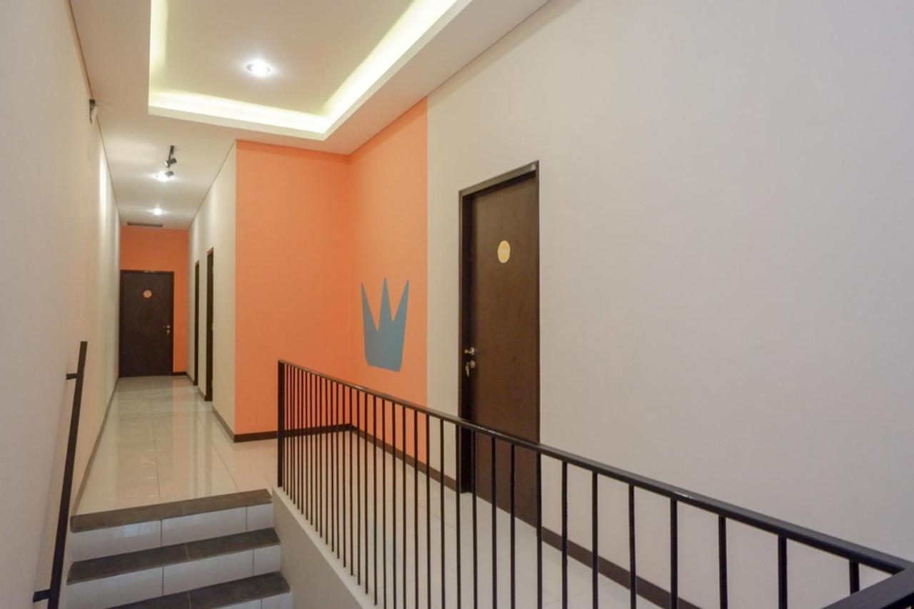 Sans Hotel Good Wish Semarang Jomblang Eksteriør billede